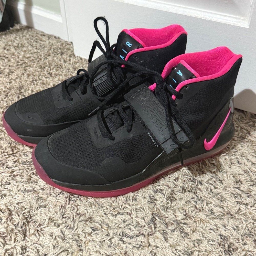 Nike Air Force Max Black Pink Blast AR0974-005 Mens Size 10.5 Basketball Shoes